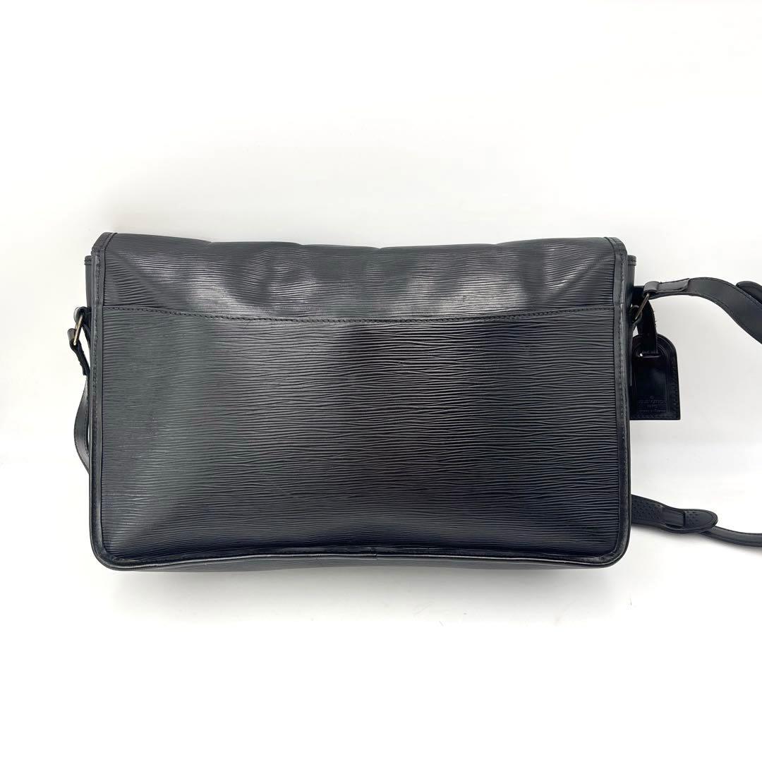 ルイヴィトン エピ SPオーダー ジベシエールGM メッセンジャーバッグ