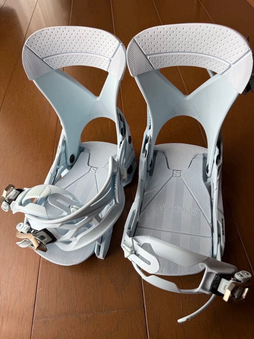 SALOMON スノーボードビンディング BLUE