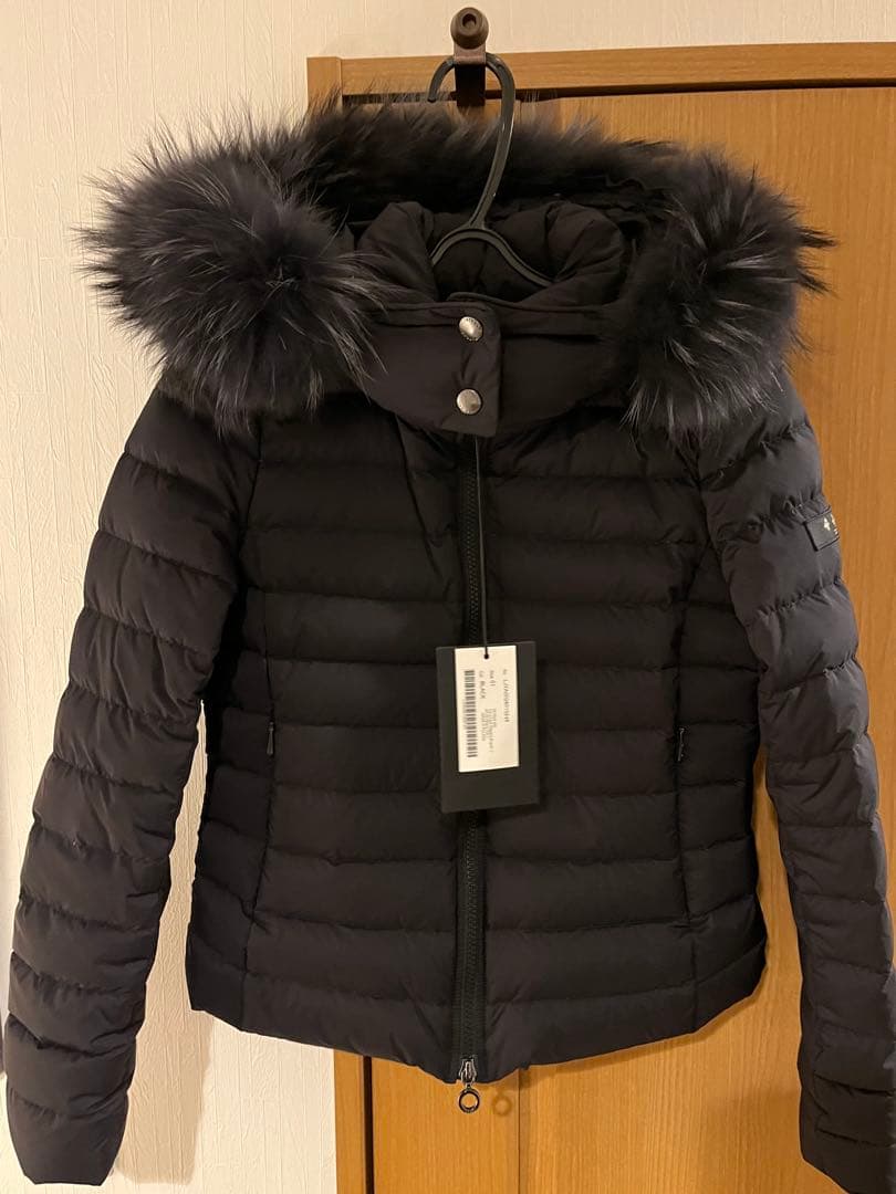 新品 ☆25AW☆TATRAS VARENA タトラスヴァレナ ダウンジャケット