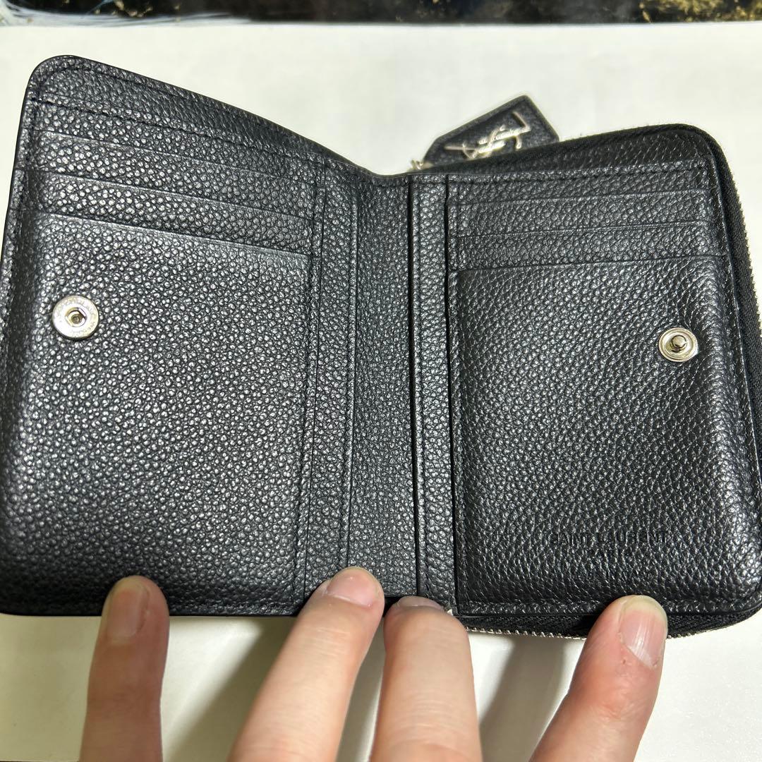 サンローラン　二つ折り財布