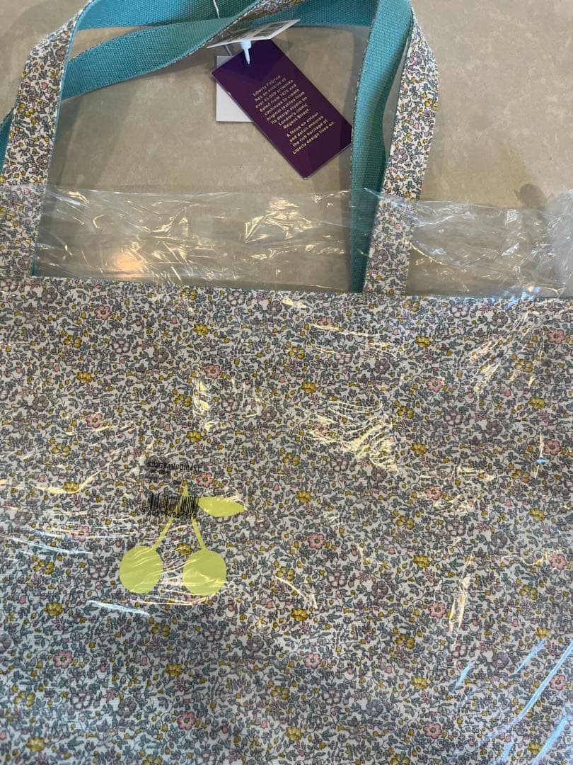 新品タグ付き　ボンポワン　リバーシブルトートバッグ　エクリュ