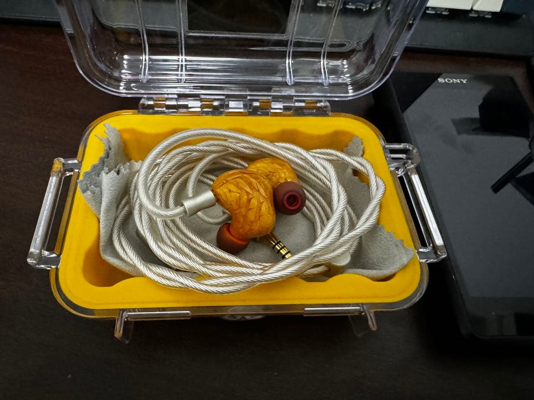 イヤホン ARTPICAL Michael