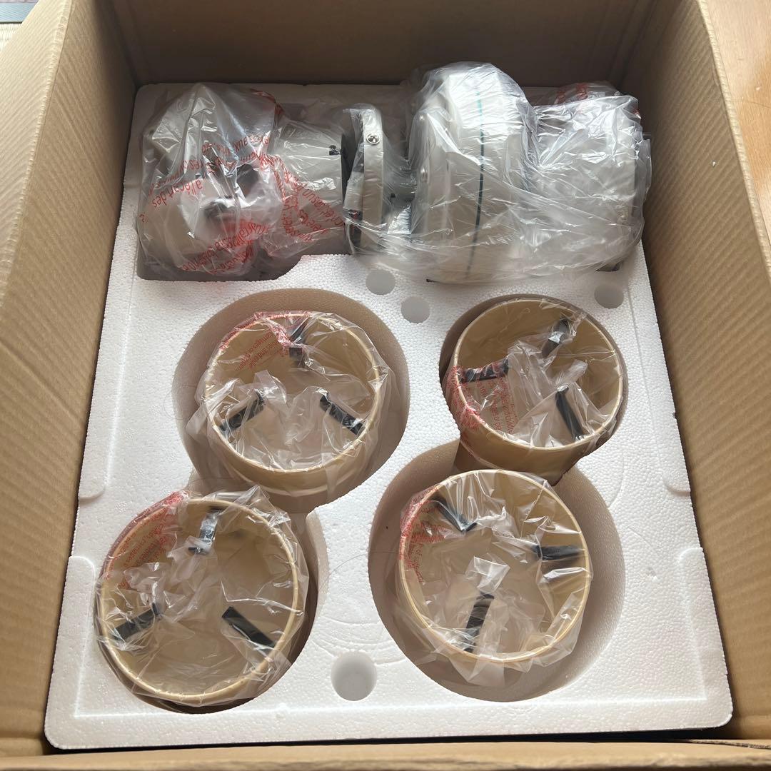 お値下げ【新品未使用】シーリングファンライト 4灯