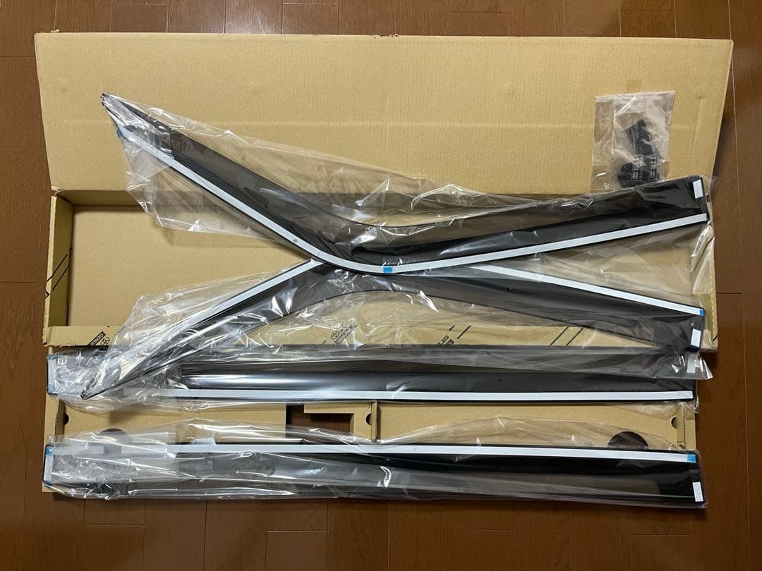 あっし0012さま　トヨタ90系ヴォクシー　純正サイドバイザー