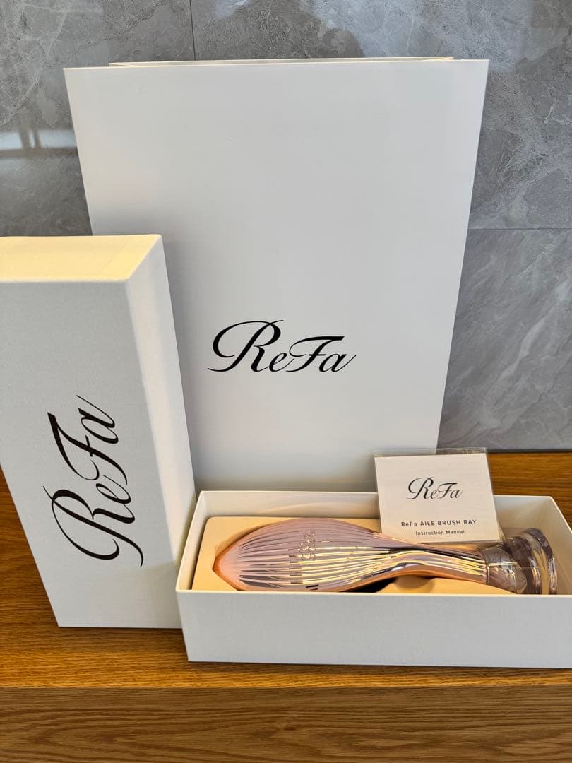 ReFa AIL RUBBER RAY ヘアブラシ