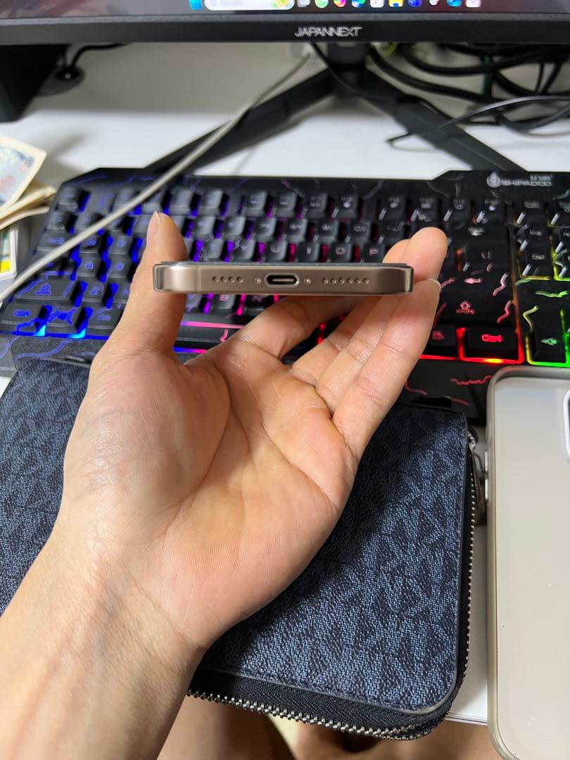 Apple iPhone 16 Pro Max 256GB SIMフリー