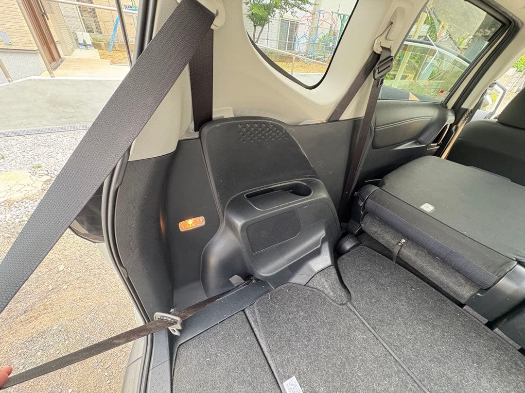 170系　シエンタ　アッパーボード　ブラック