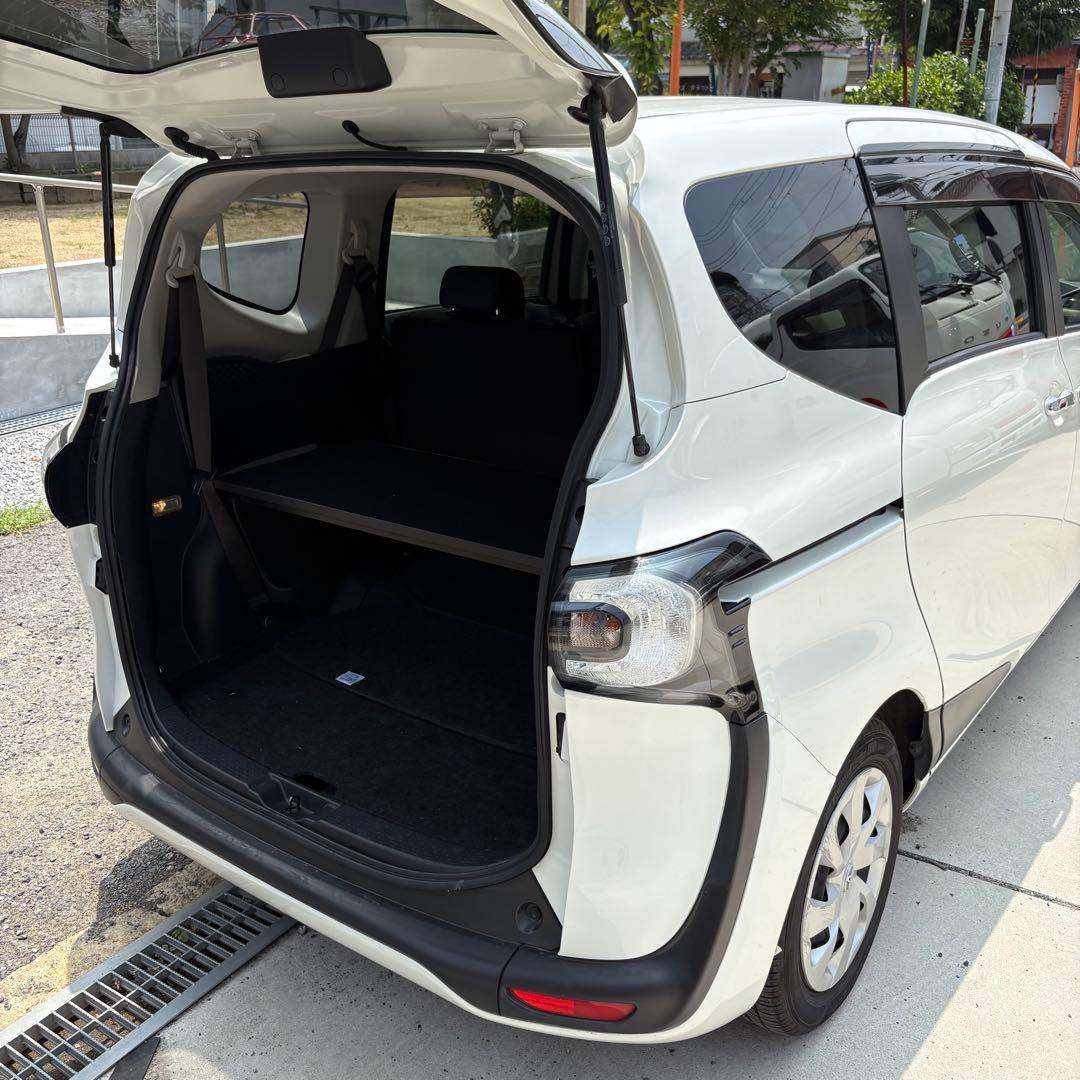 170系　シエンタ　アッパーボード　ブラック