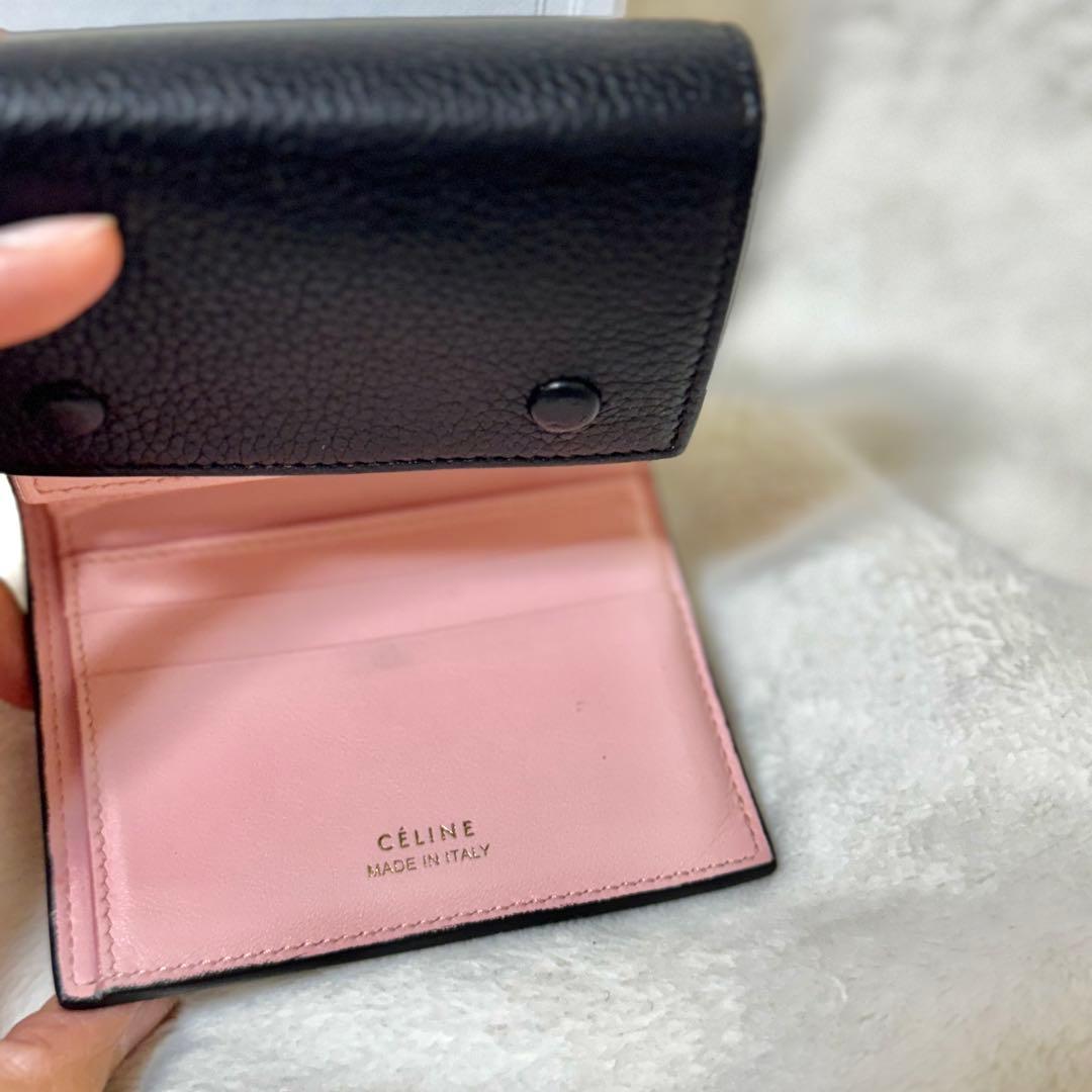 セリーヌ Celine 三つ折り財布　ブラック　ゴールド金具