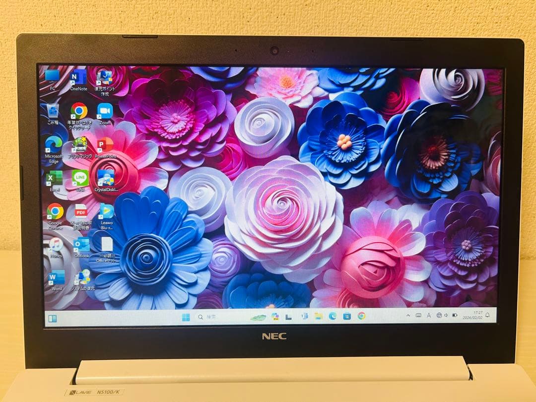 メモリ8GB＆爆速SSD バッテリー稼働OK✨ノートパソコン✨白