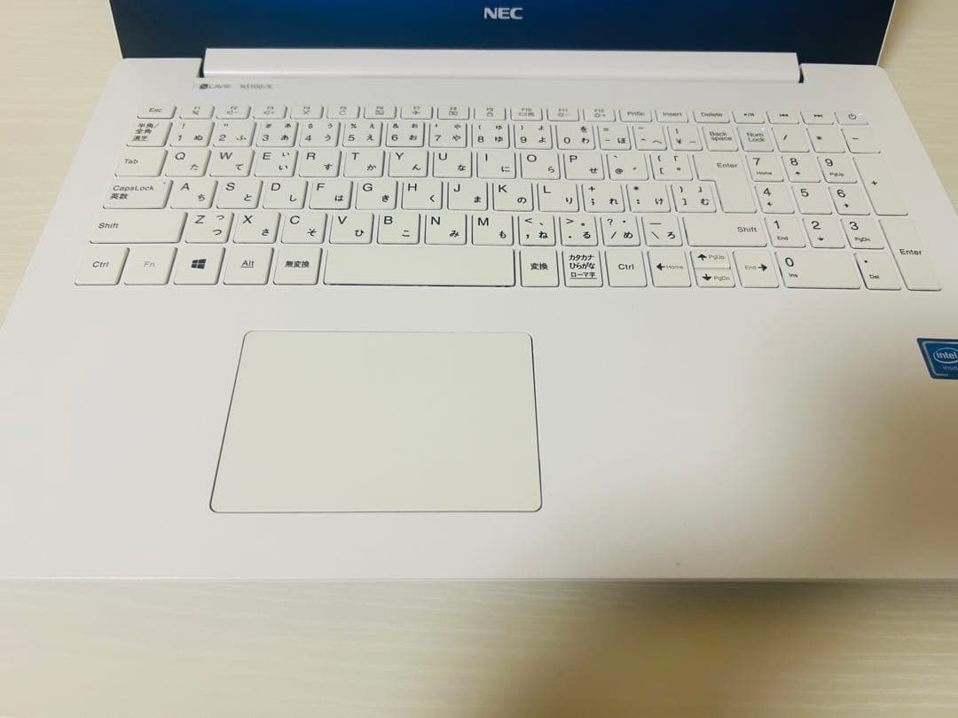 メモリ8GB＆爆速SSD バッテリー稼働OK✨ノートパソコン✨白