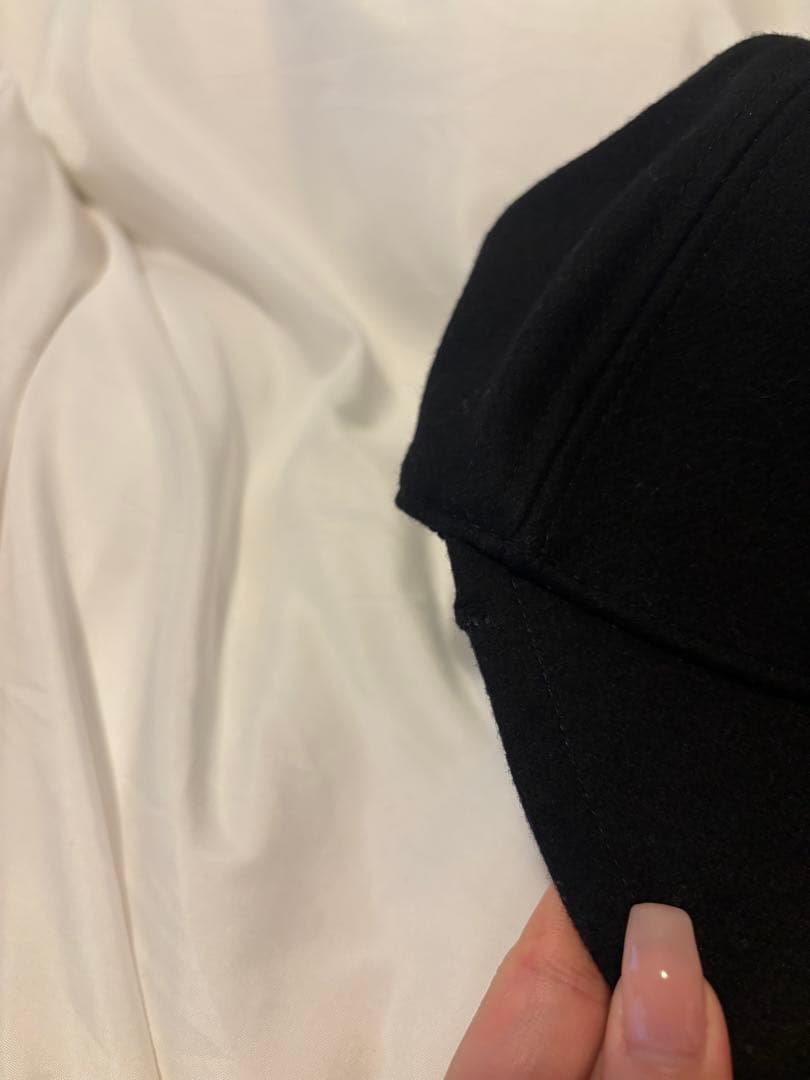 YSL ブラック ベースボールキャップ