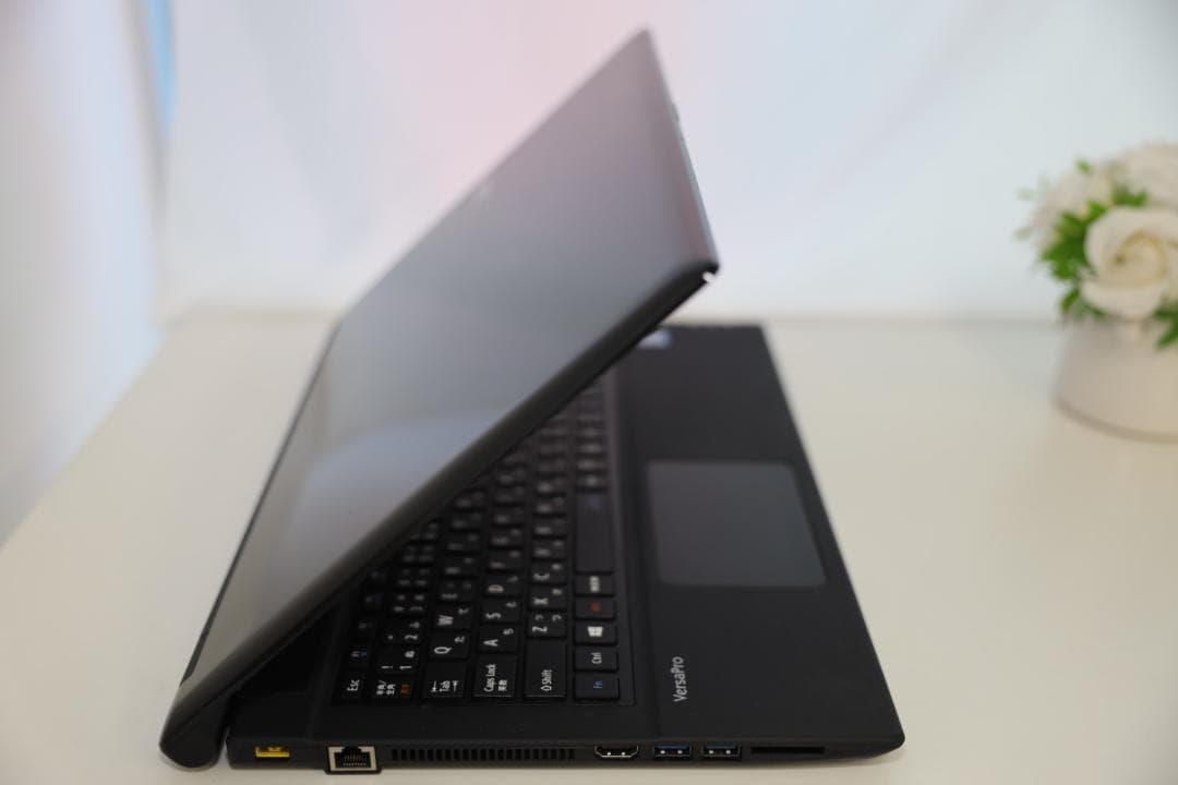 U*r様 NEC VRT25/F Corei5 7200U 16/256GB 元