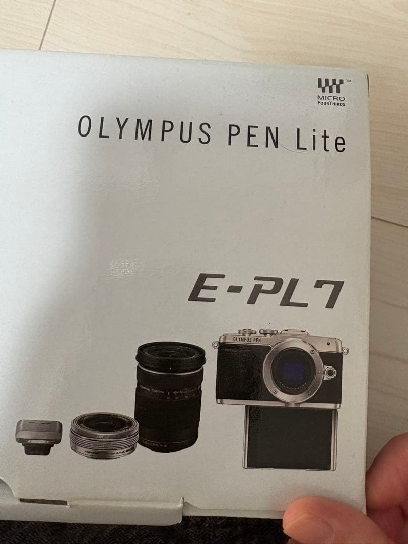 OLYMPUS PEN Lite E-PL7 ミラーレス一眼
