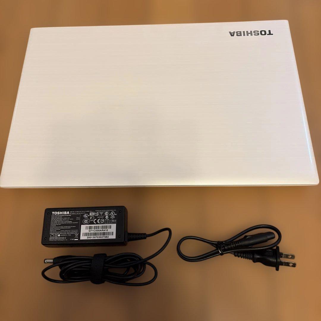 美品 東芝Dynabook EX/45AW Core i3-6100UWin11