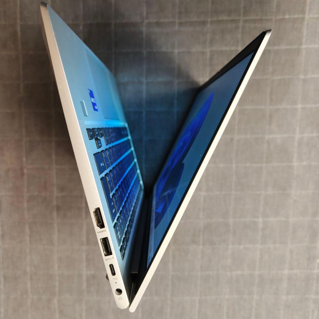 2024年7月 HP 超美品 爆速 13世代 i5 16GB 512GB 67