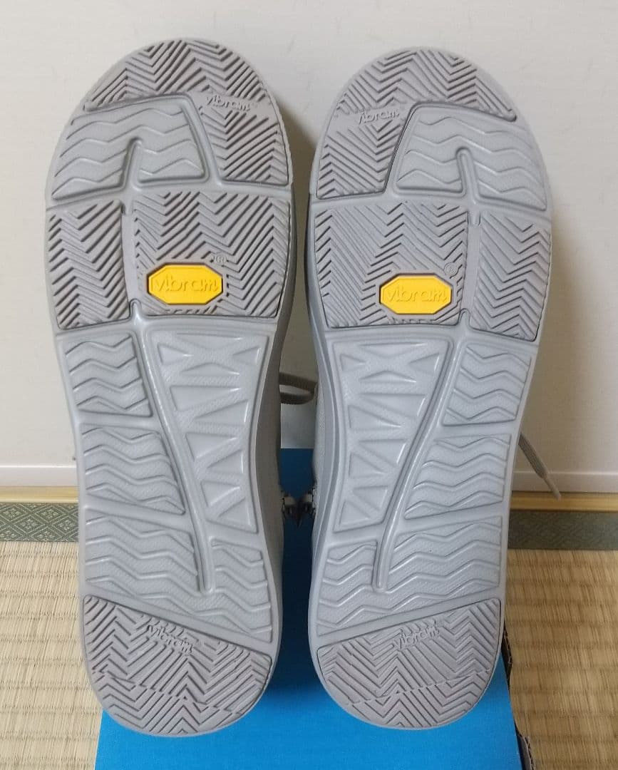 【未使用】24cm コロンビア防水スニーカー