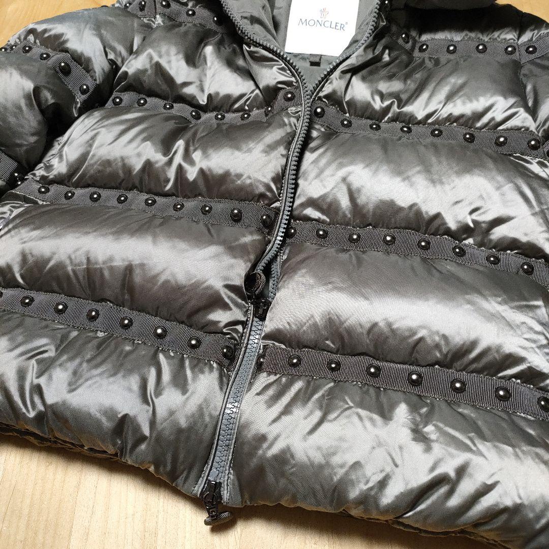 美品✨モンクレール Bourrache ブラッシュ ダウン ジャケット スタッズ