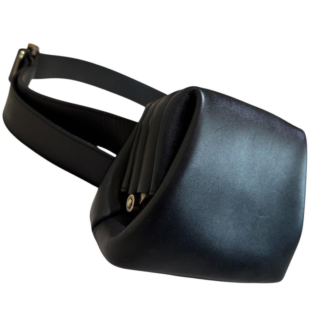 未使用級✨OSOI MINI PEANUT BROT ベルト　ショルダーバッグ