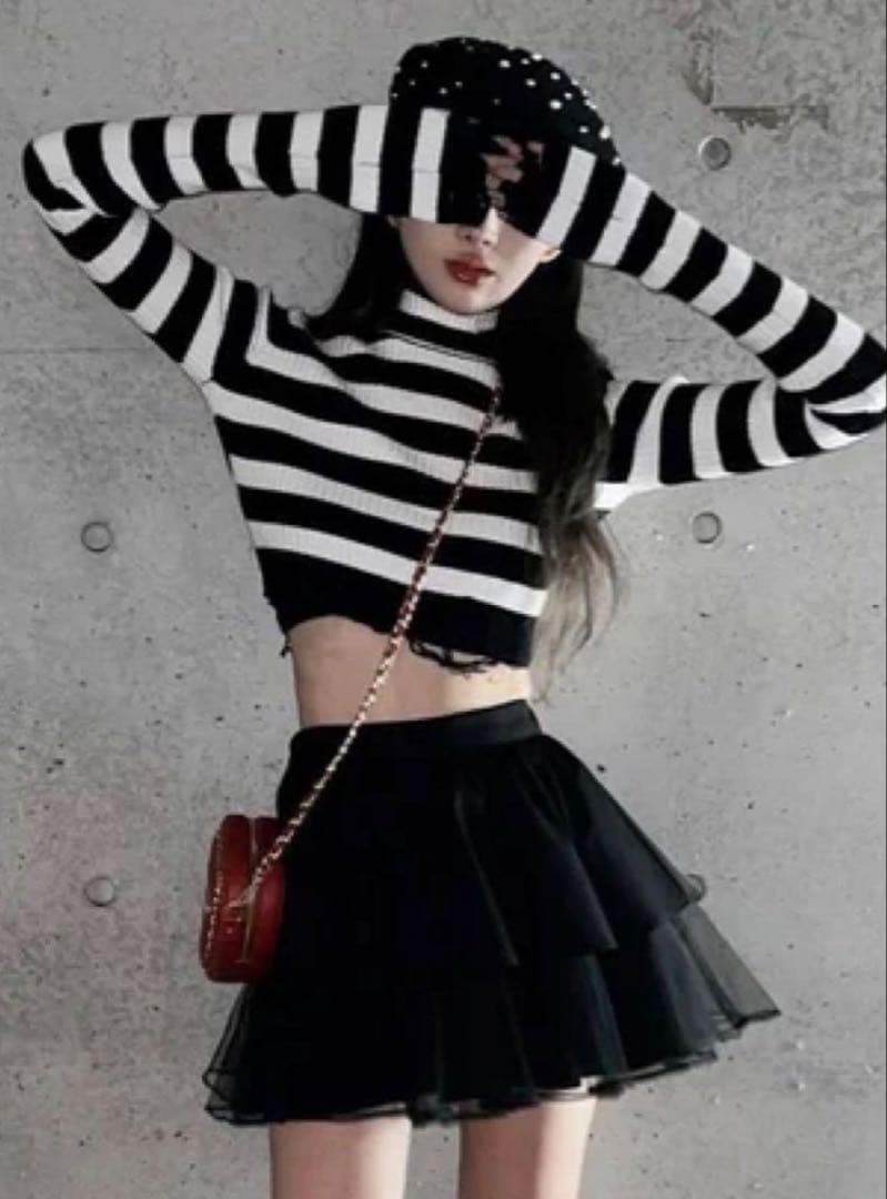 Darichミニ丈トップス