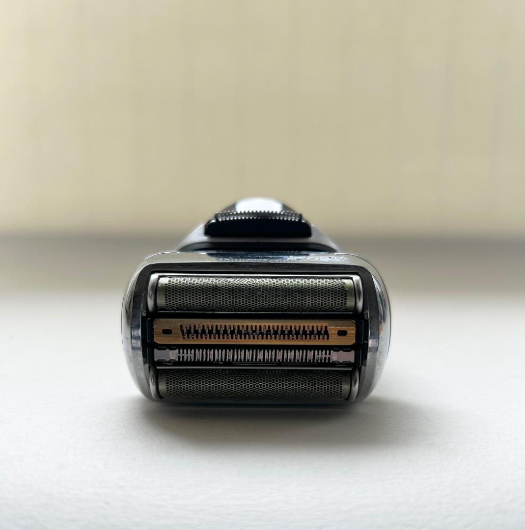 BRAUN Series 9メンズ電気シェーバー