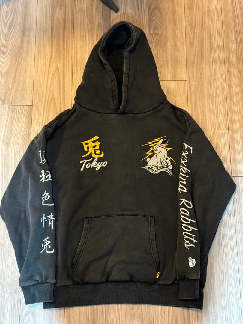 FR2 Fucking Rabbits パーカー