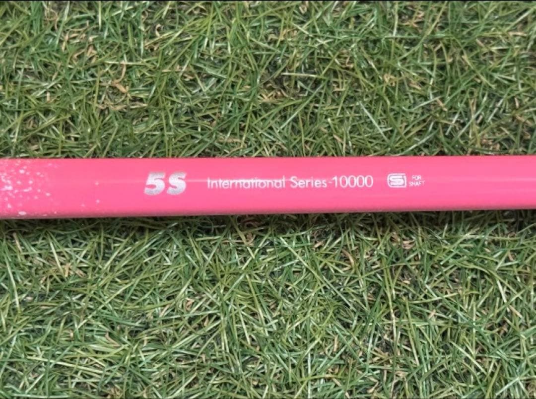 The ATTAS 5S ピンスリーブ ドライバー ジアッタス　ピンクバージョン