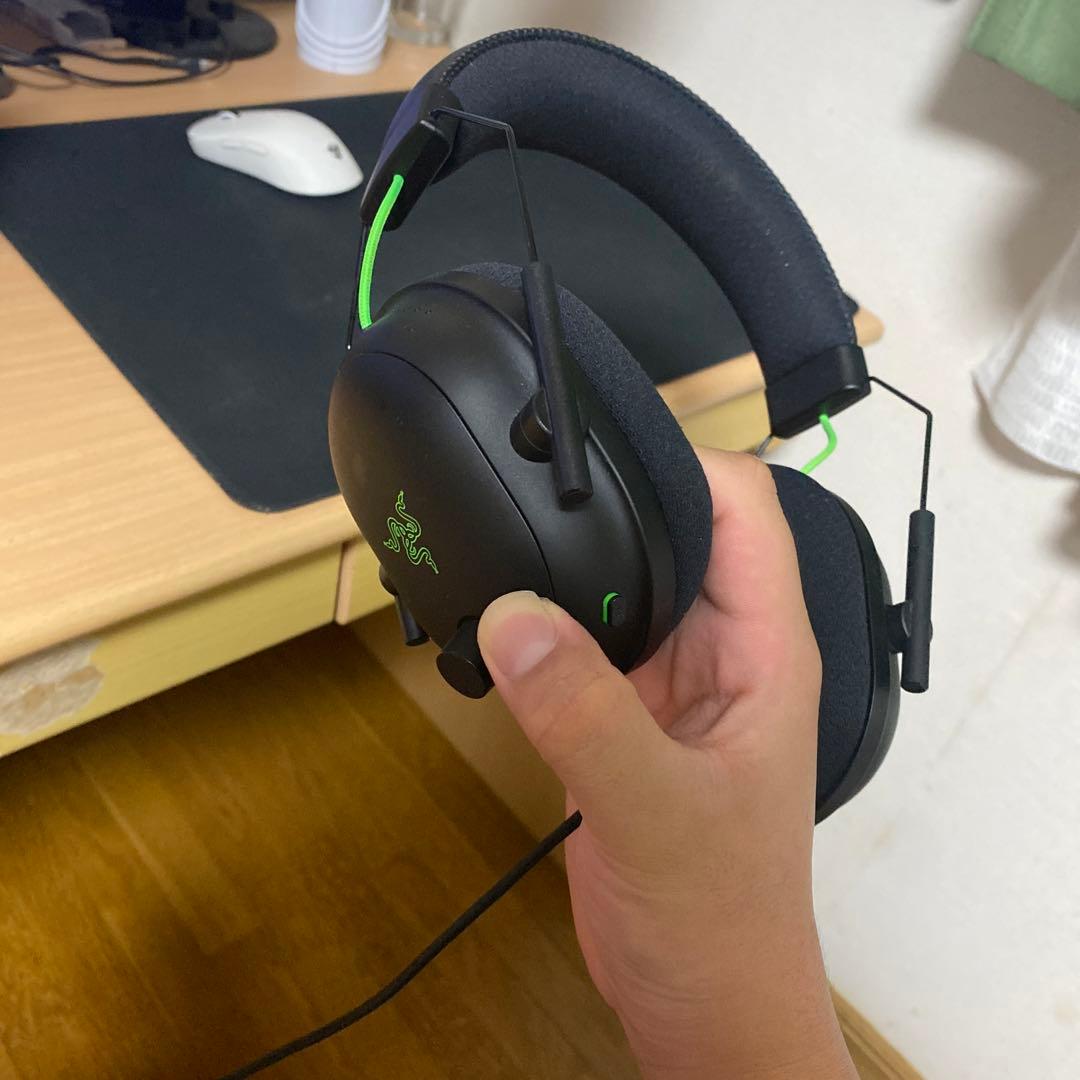 ヘッドホン razer blacksharkv2