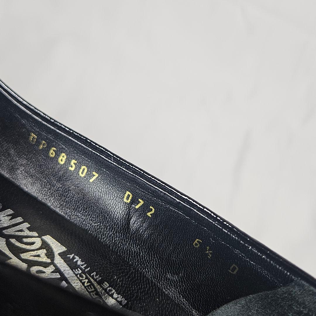 Salvatore Ferragamo ヴァラ リボン ブラックパテントレザー