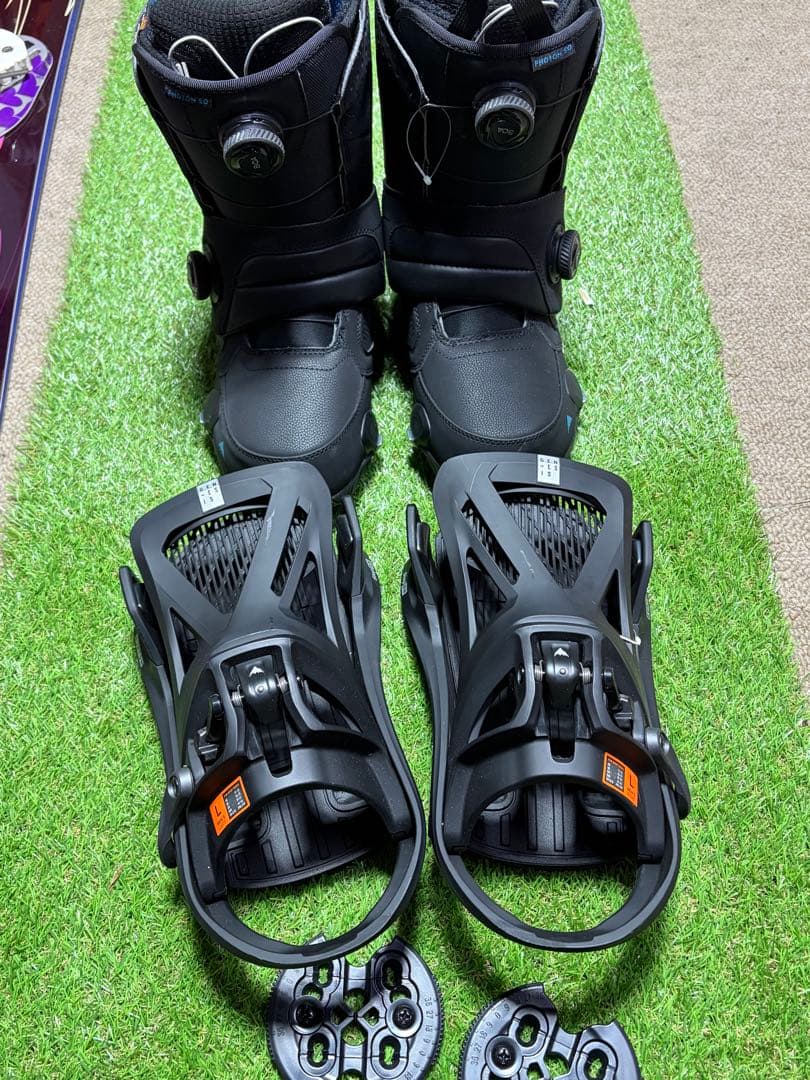 未使用BURTON ステップオンGENESIS＆ブーツPHOTONセット29cm
