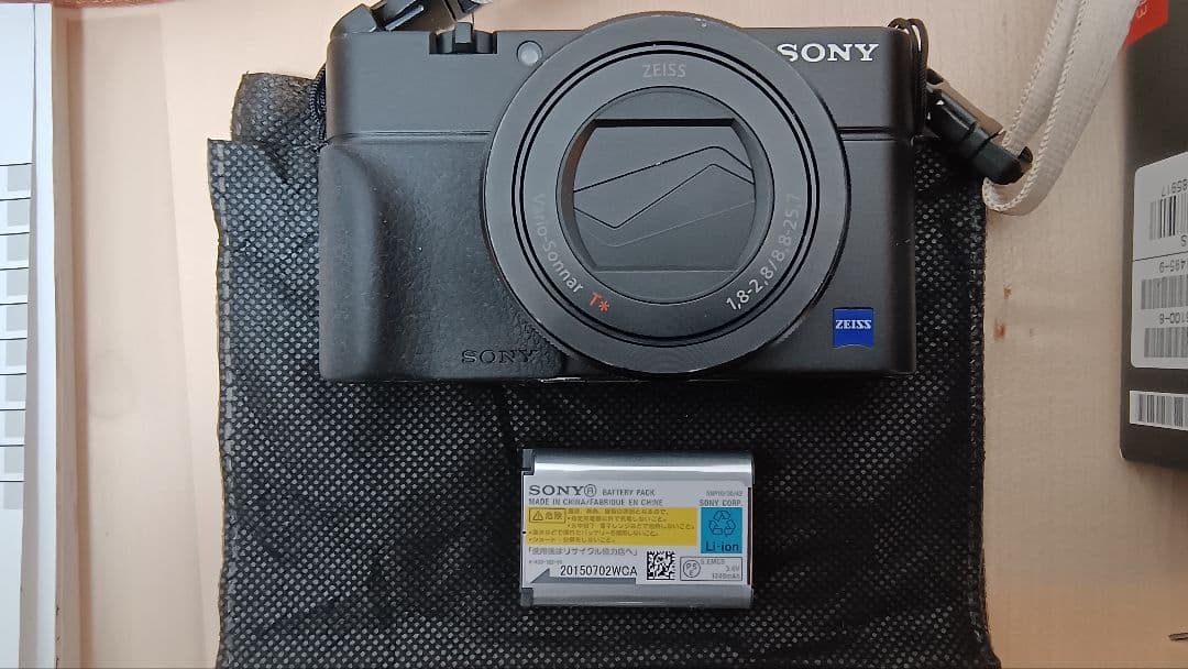 る*い様 高画質＆自撮りOK　Wi-Fi機能搭載！ソニー DSC-RX100M3