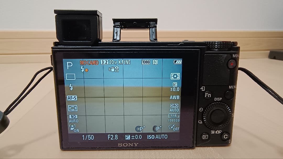 る*い様 高画質＆自撮りOK　Wi-Fi機能搭載！ソニー DSC-RX100M3