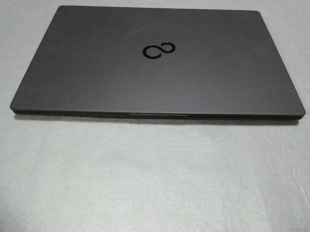 富士通 LIFEBOOK UH-X/E3 8GB/1TB Office入り
