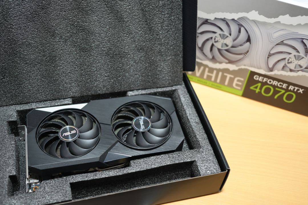 グラフィックボード・グラボ・ビデオカード ASUS RX 6600 DUAL 8GB