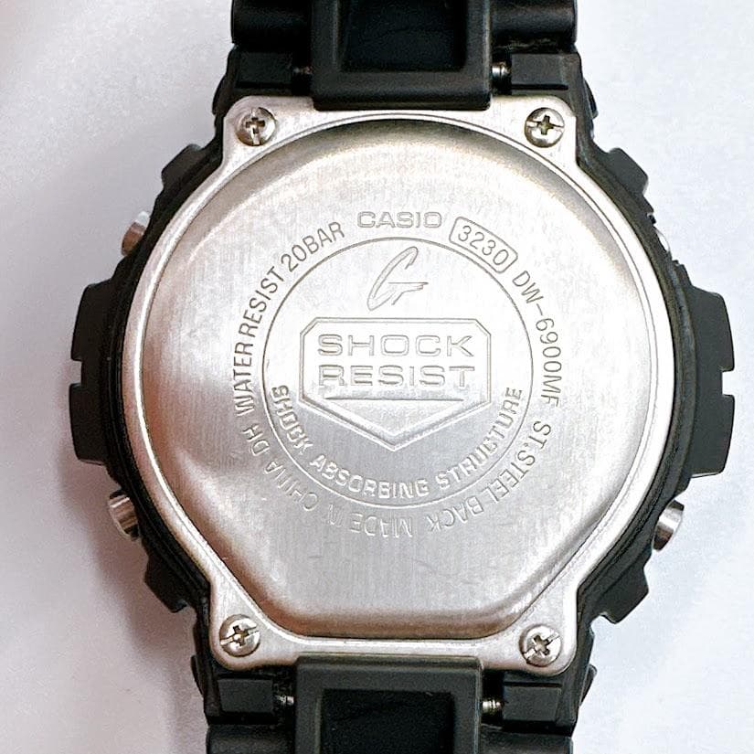 美品 カシオ G-SHOCK DW-6900MF 紫 デジタル メンズ腕時計