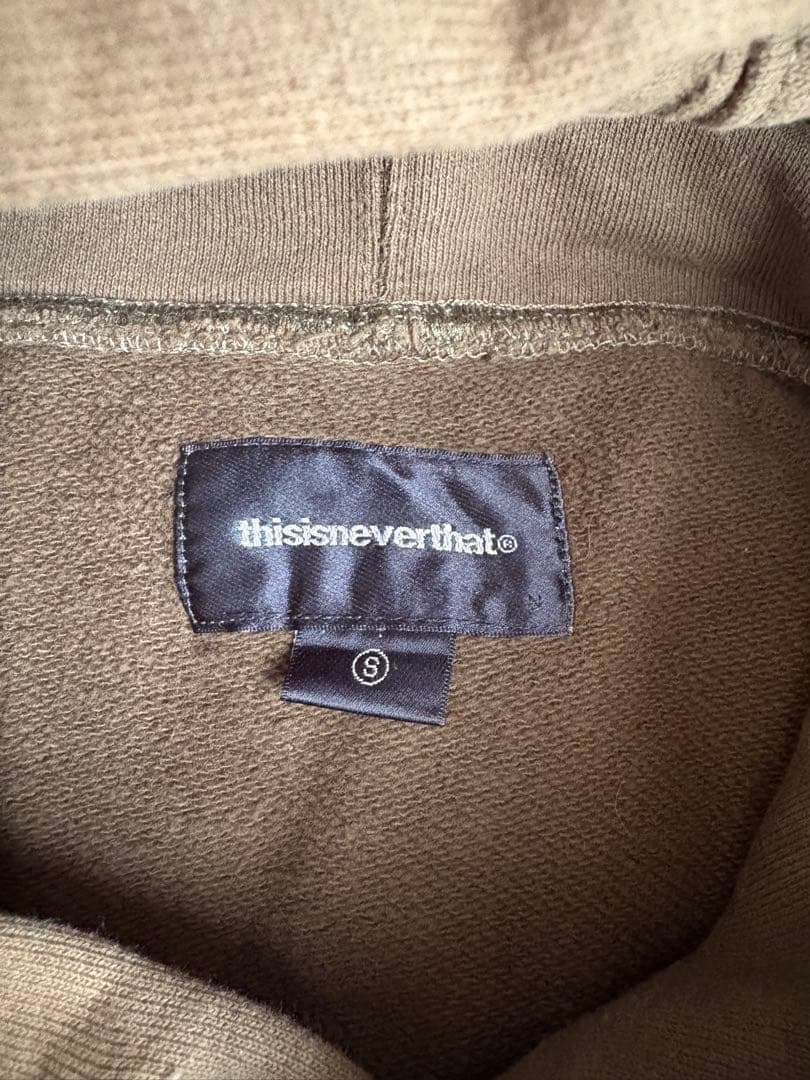 thisisneverthat フード付きパーカー S size モカ