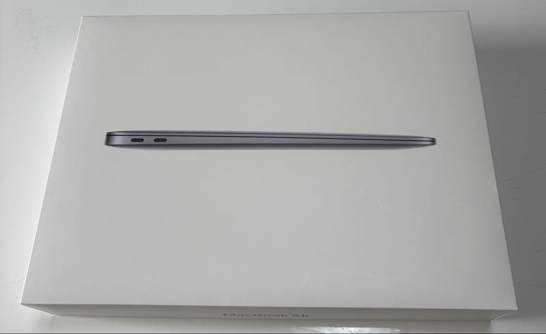 初期化済　Apple MacBook Air (M1, 2020) 本体
