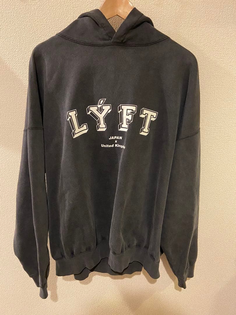 LYFT ビンテージパーカー