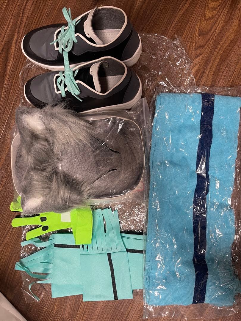 即発送　ブルーアーカイブ　コスプレ　ウィッグ　ヘイロー　カバン　靴　砂狼シロコ