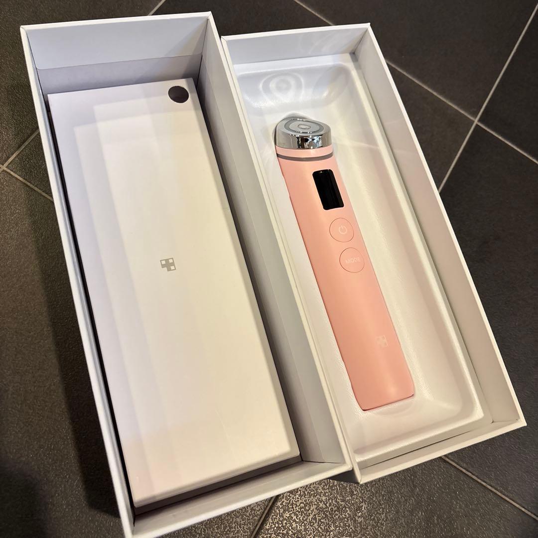 ピンク 美顔器 専用ケース付き