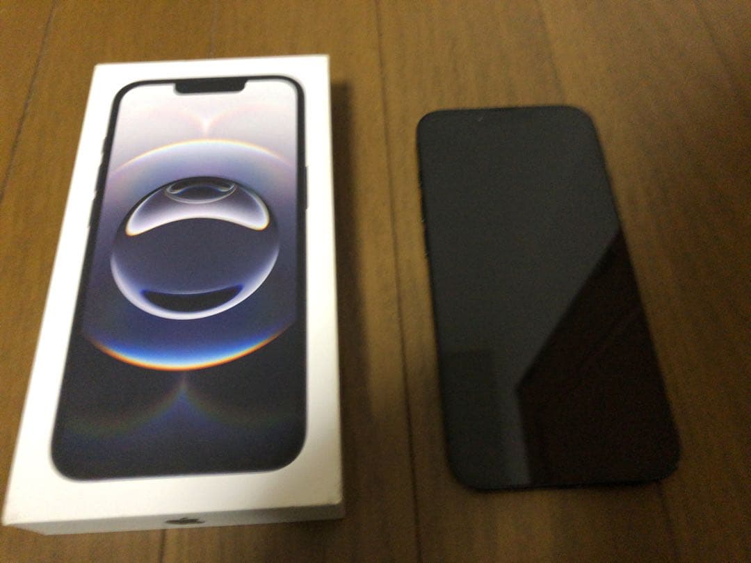 Apple iPhone 16eブラック 256gb (ケーとリング付き)