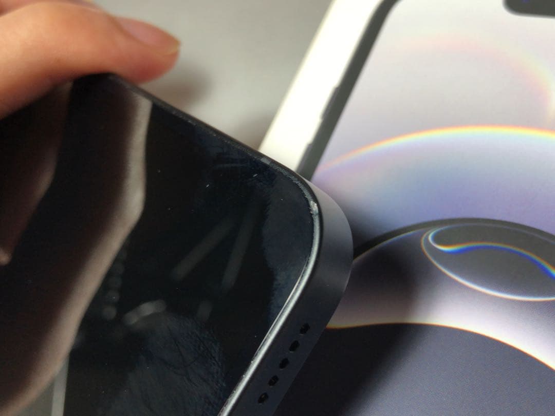 Apple iPhone 16eブラック 256gb (ケーとリング付き)