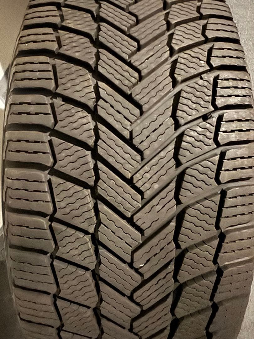 テスラ対応 245/50R18 ミシュランX-ICE ＋ホイール4本
