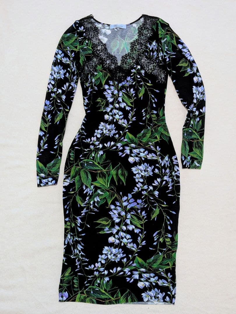 Blumarine 花柄タイトひざ丈ワンピース 長袖