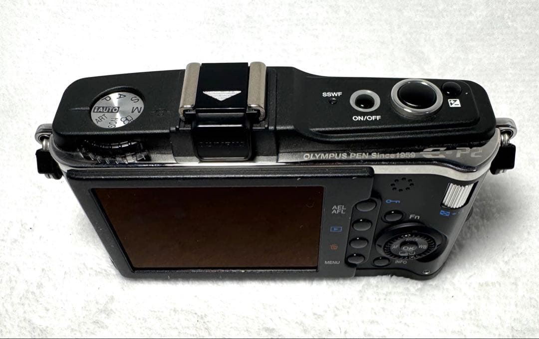 デジタルカメラ OLYMPUS PEN E-P2 #2633