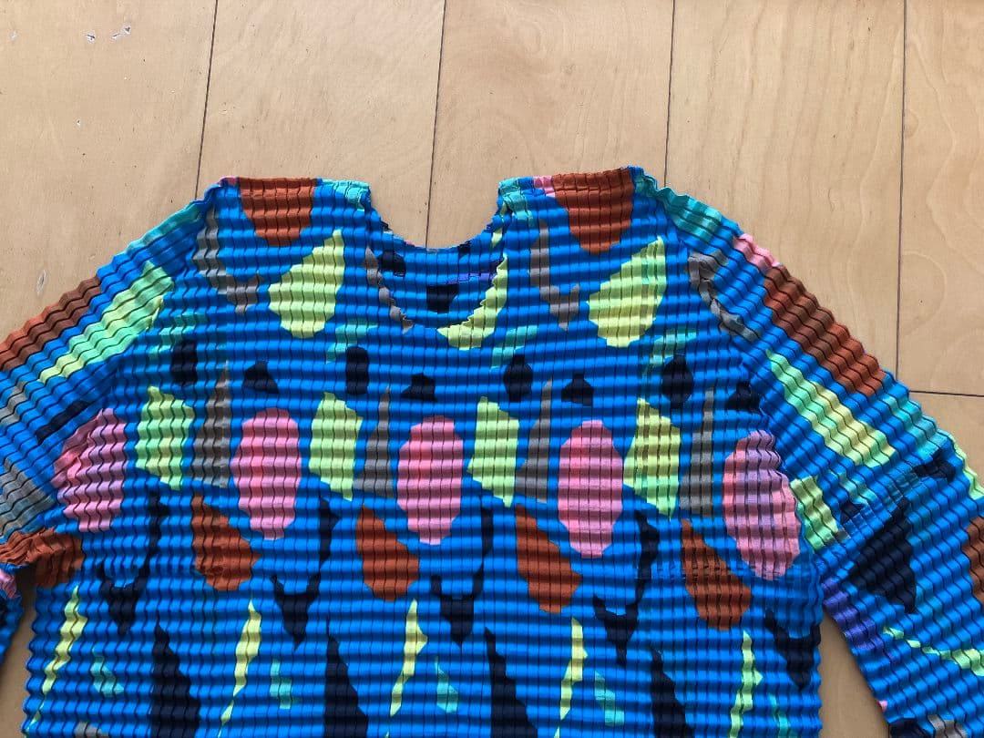 ◇◆◇イッセイミヤケ me トップス◇◆◇