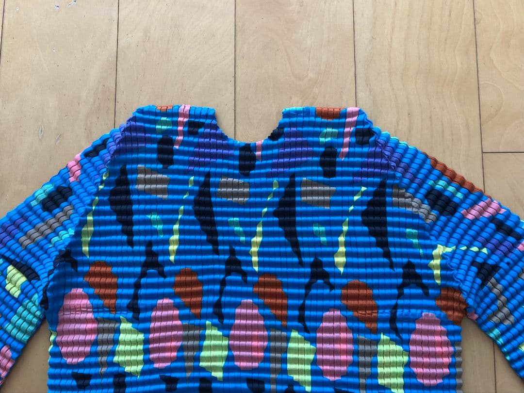 ◇◆◇イッセイミヤケ me トップス◇◆◇