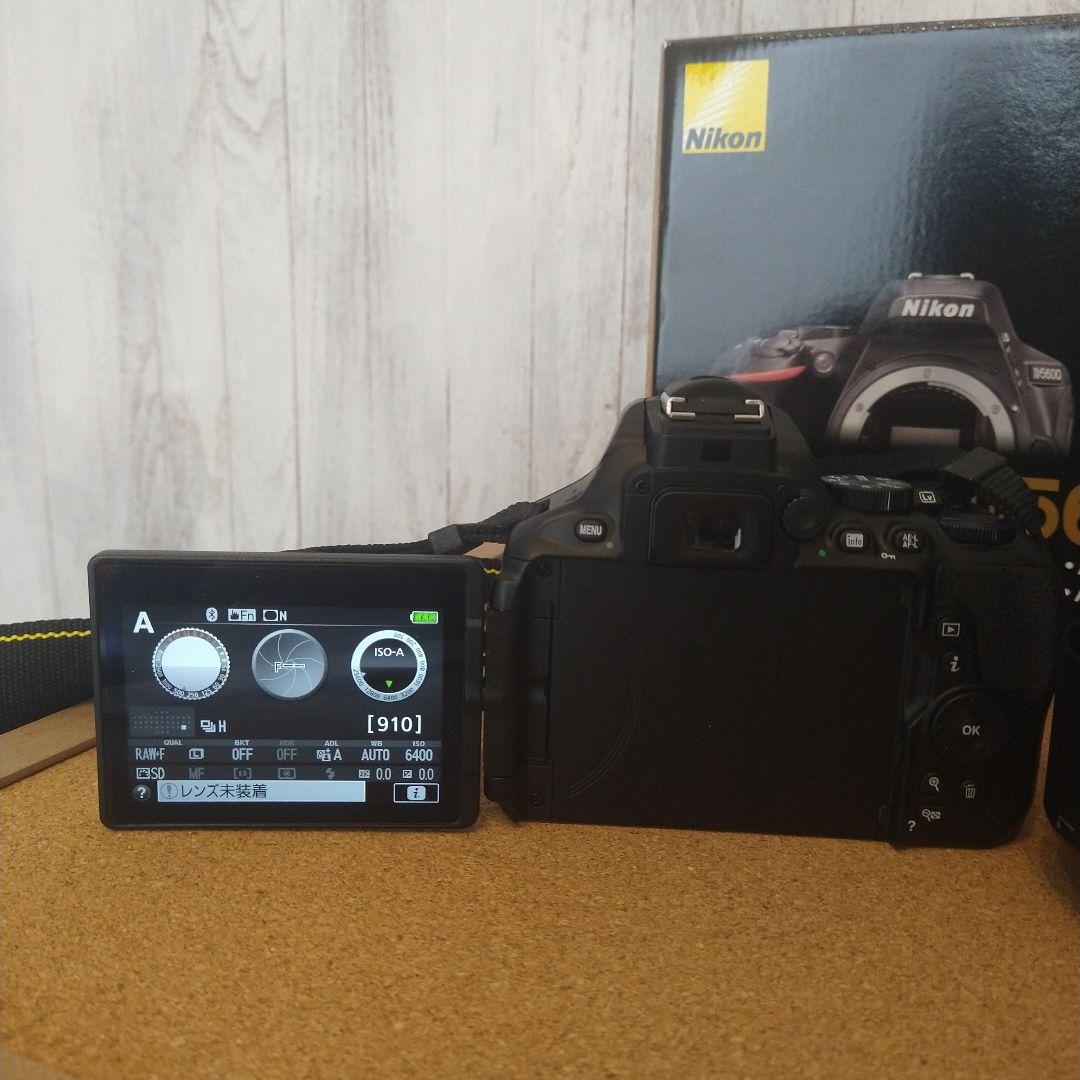 ［美品］Nikon D5600ショット数951