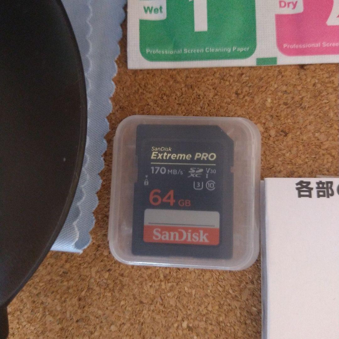 ［美品］Nikon D5600ショット数951