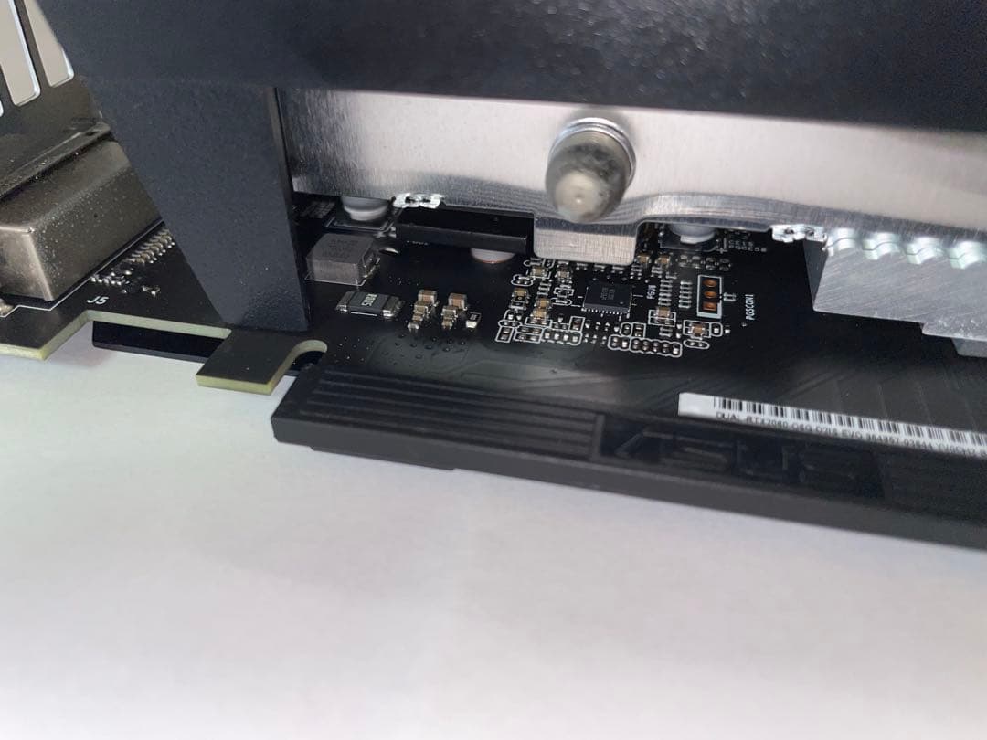 グラフィックボード・グラボ・ビデオカード ASUS GEFORCE RTX 2060 DUAL OC 6GB